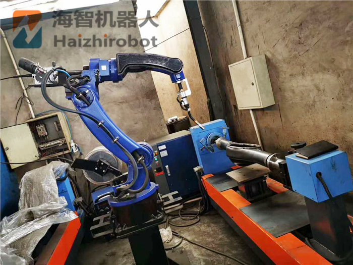機(jī)器人焊接和其它工業(yè)機(jī)器人有什么區(qū)別！(圖1)